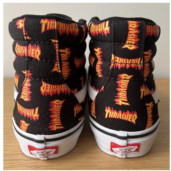 Thrasher x Vans Skate SB Sk8-Hi Rare Thrasher Flames Logo Mens Size 8.5 NEW - Picture 8 of 15